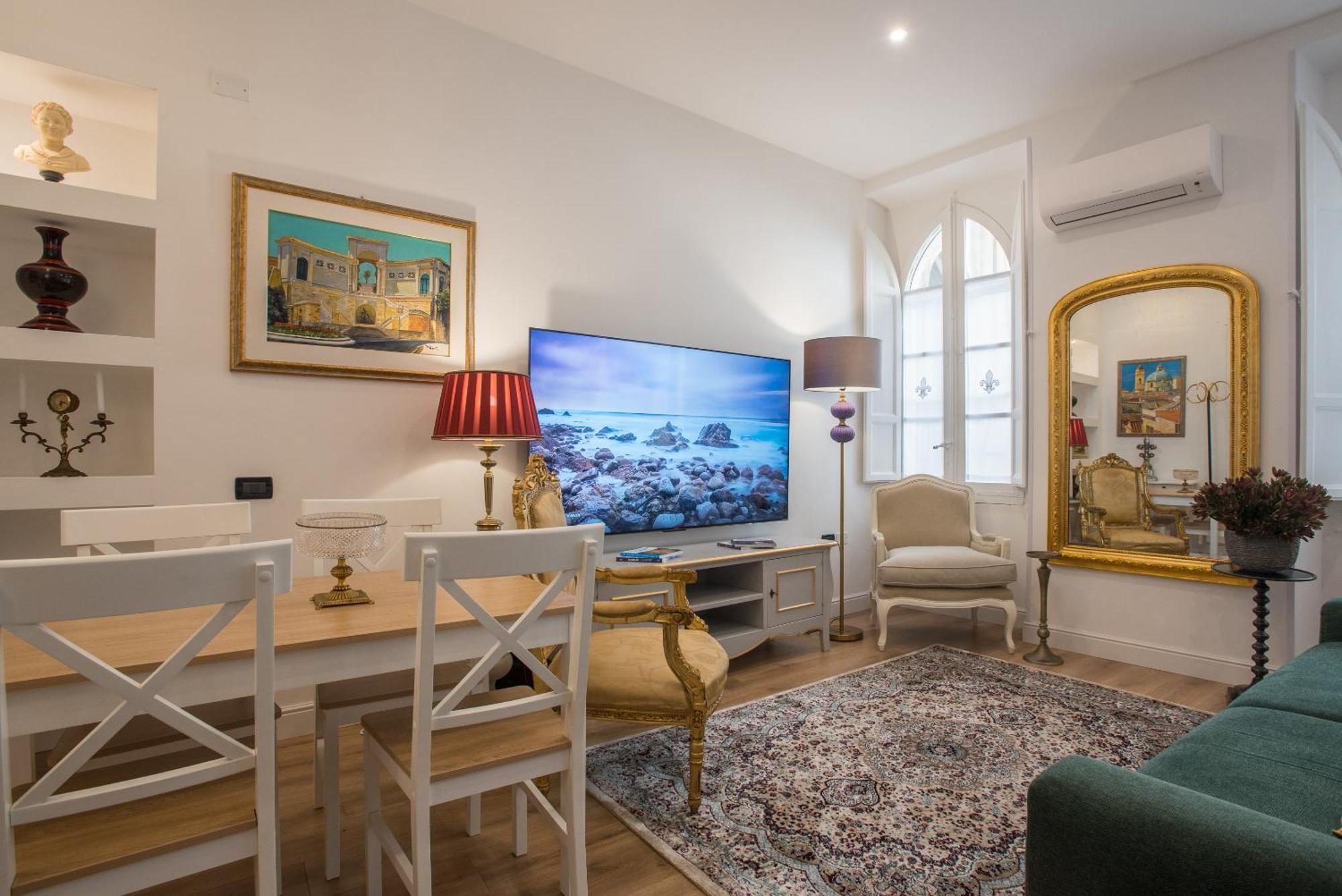 Apartment In The City Centre - Free Parking Cagliari Exterior photo